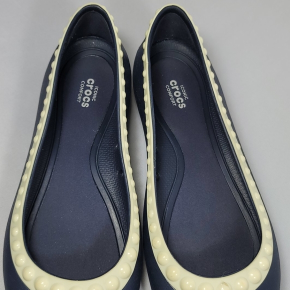 Crocs Iconic Comfort Ballet Flats Size 7W - Picture 2 of 11